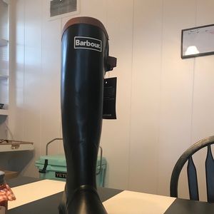 Barbour Black Rainboots